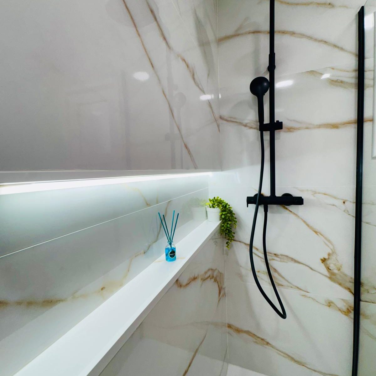 Baño para Juan Manuel en Badalona