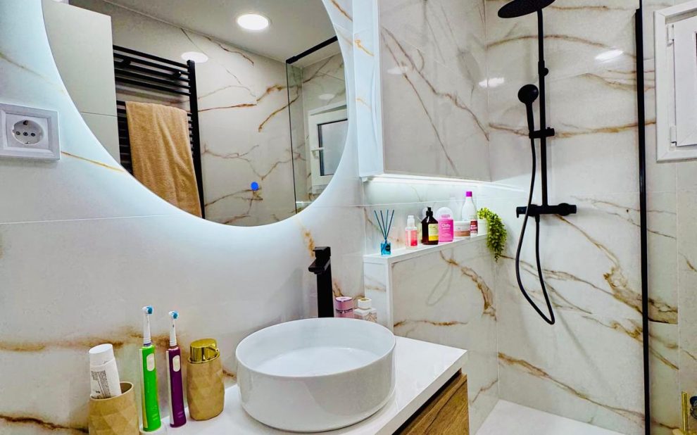 Baño para Juan Manuel en Badalona