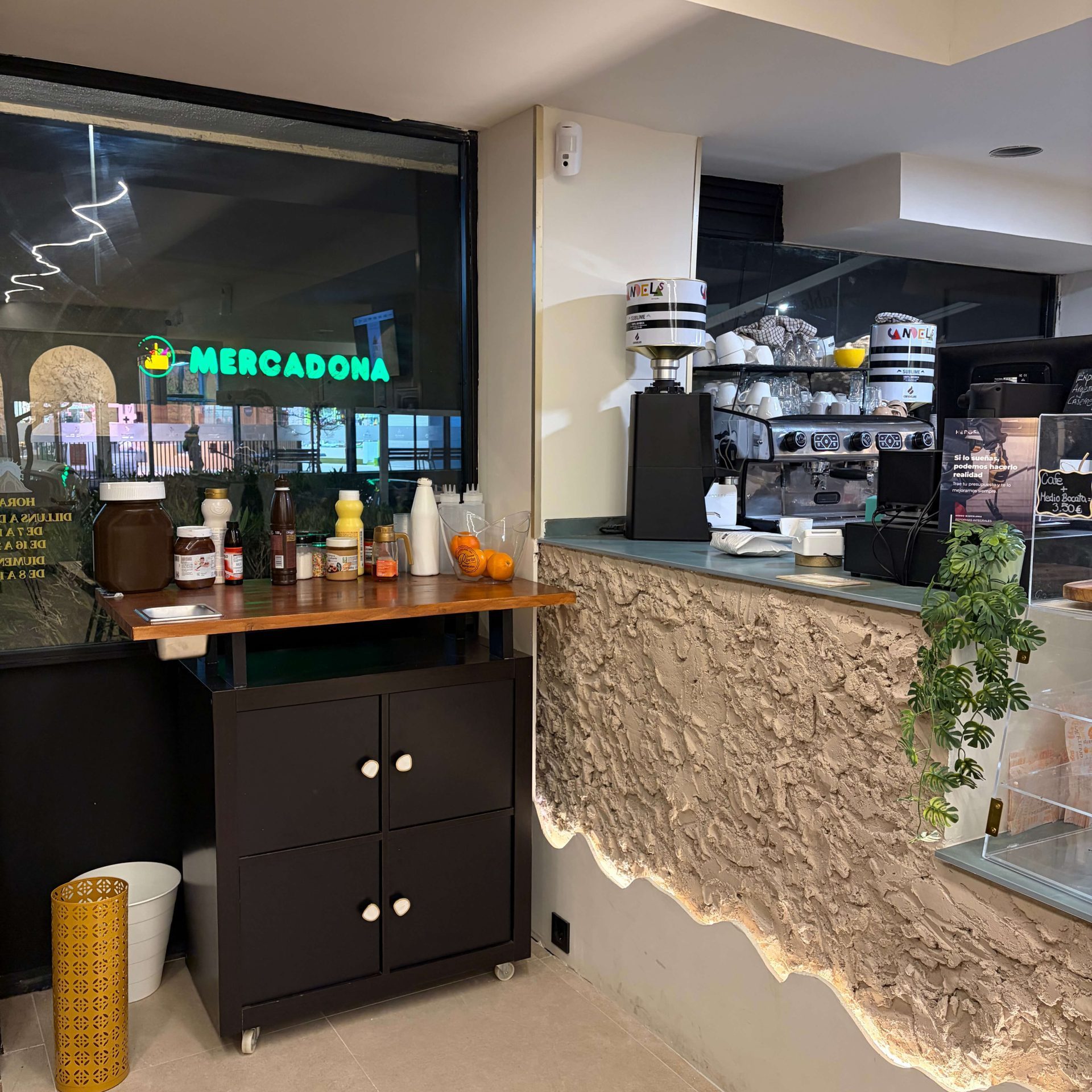 Cova santa mostrador 2