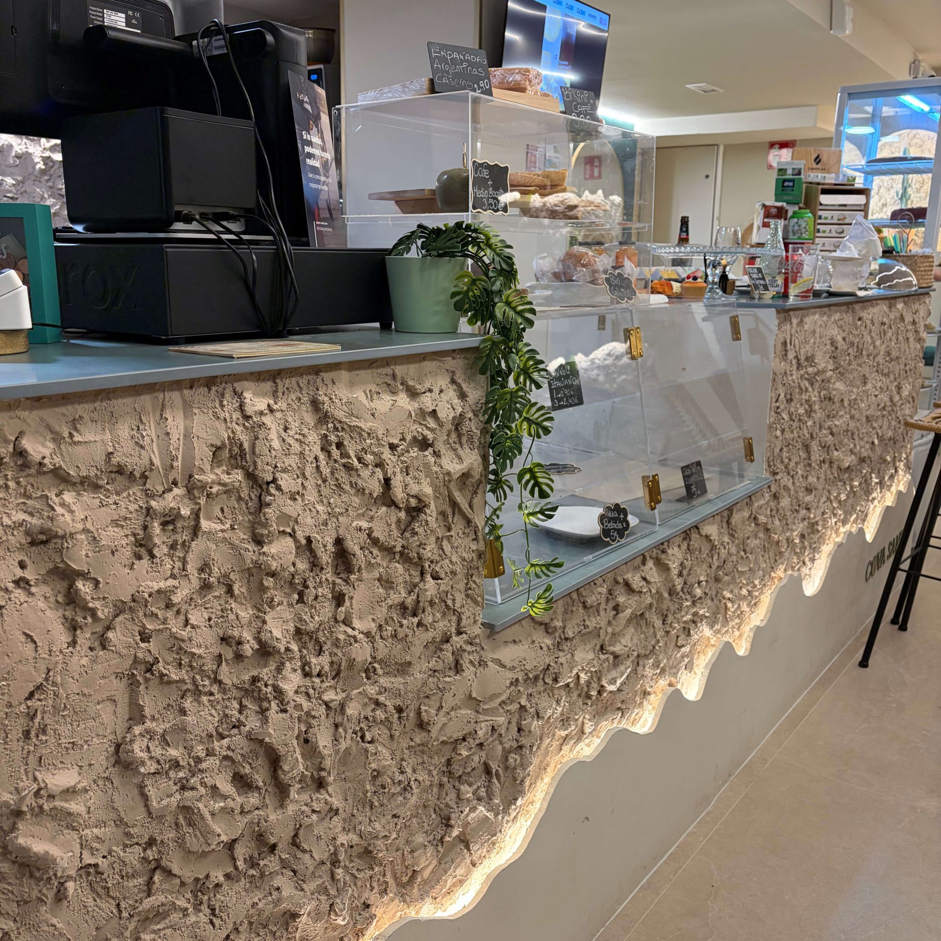 Cova santa mostrador 3